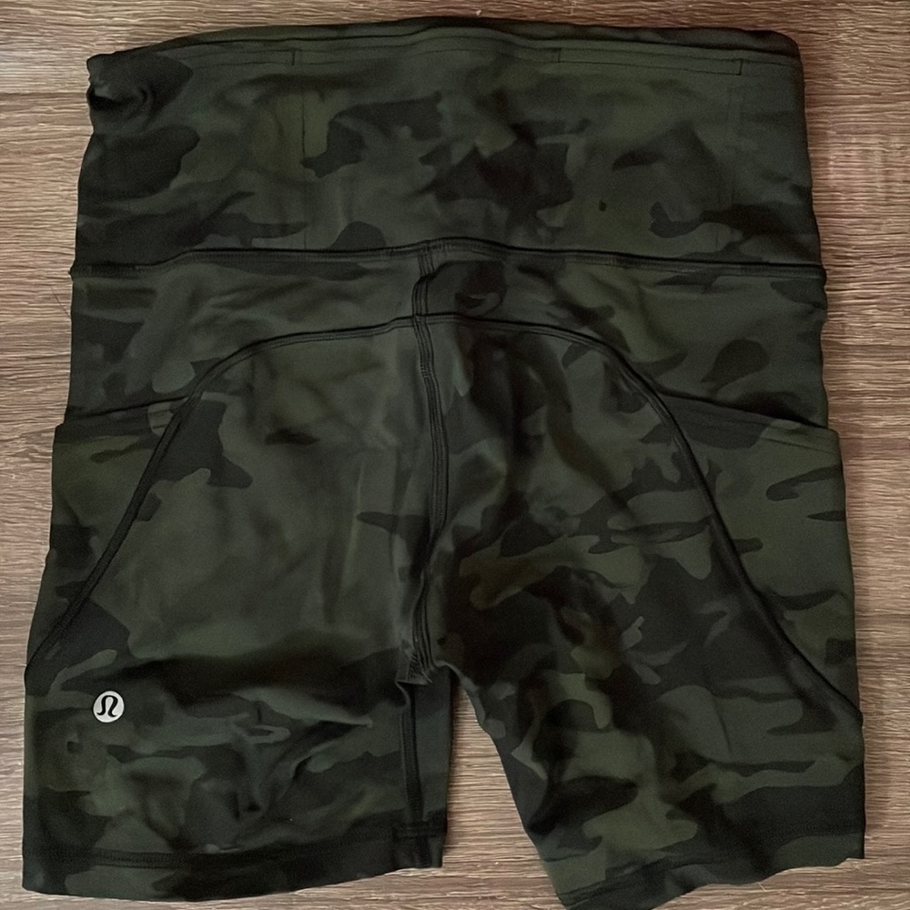 Lululemon Fast And Free High Rise Shorts 6”
